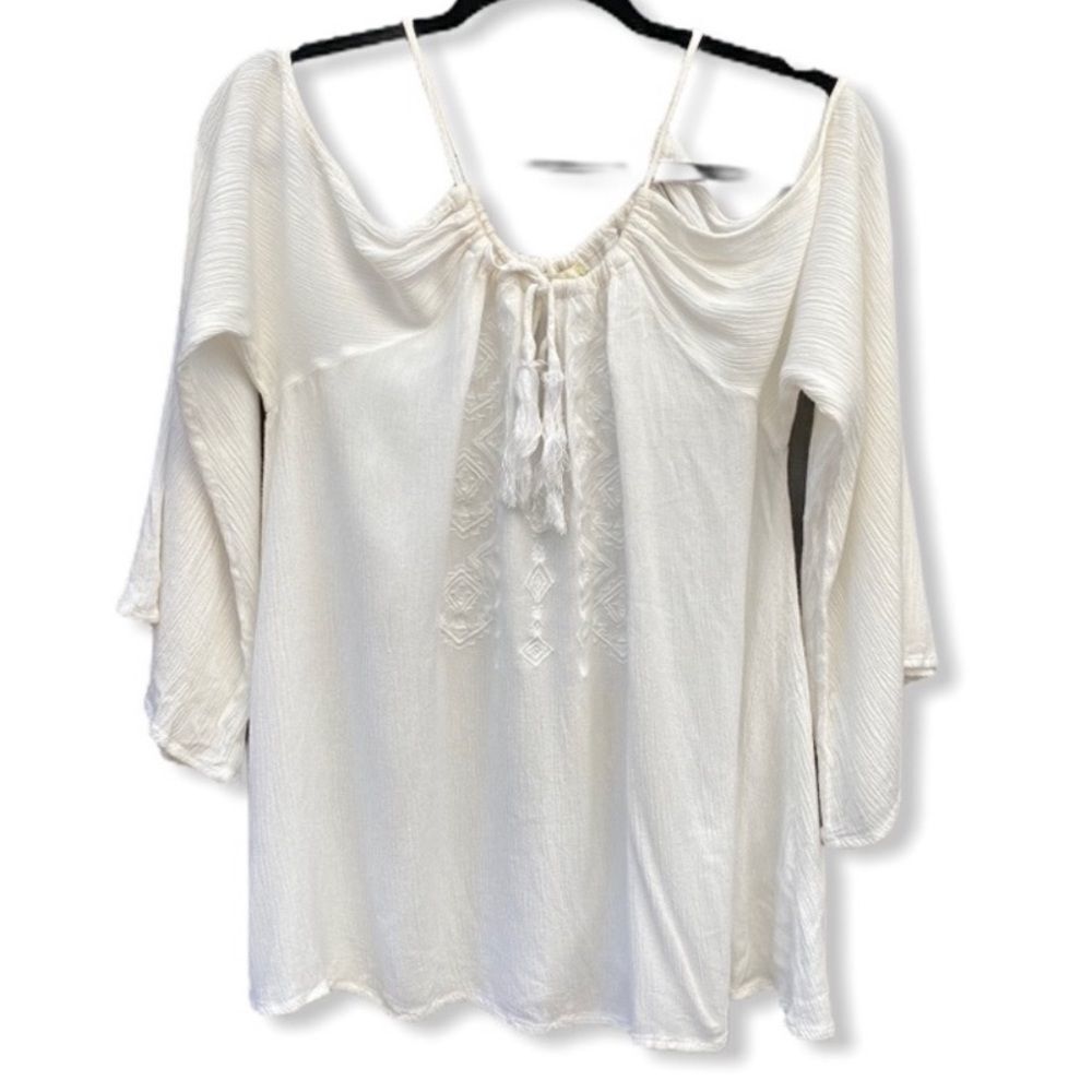 Staring at Stars Cold Shoulder Top White